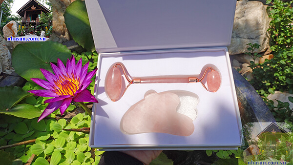 Combo massage đá thạch anh hồng Combo massage đá thạch anh hồng