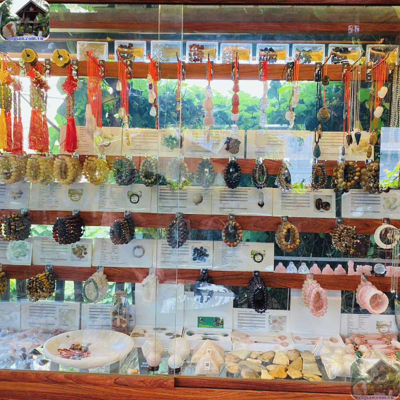 Mỗi một màu sắc sẽ đại diện cho Ngũ hành tương sinh  Mỗi một màu sắc sẽ đại diện cho Ngũ hành tương sinh