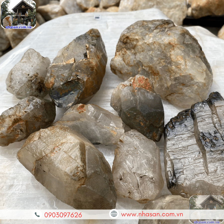 Nhà Sàn Tây Nguyên cung cấp thạch anh khói chất lượng, 100% tự nhiên Nhà Sàn Tây Nguyên cung cấp thạch anh khói chất lượng, 100% tự nhiên