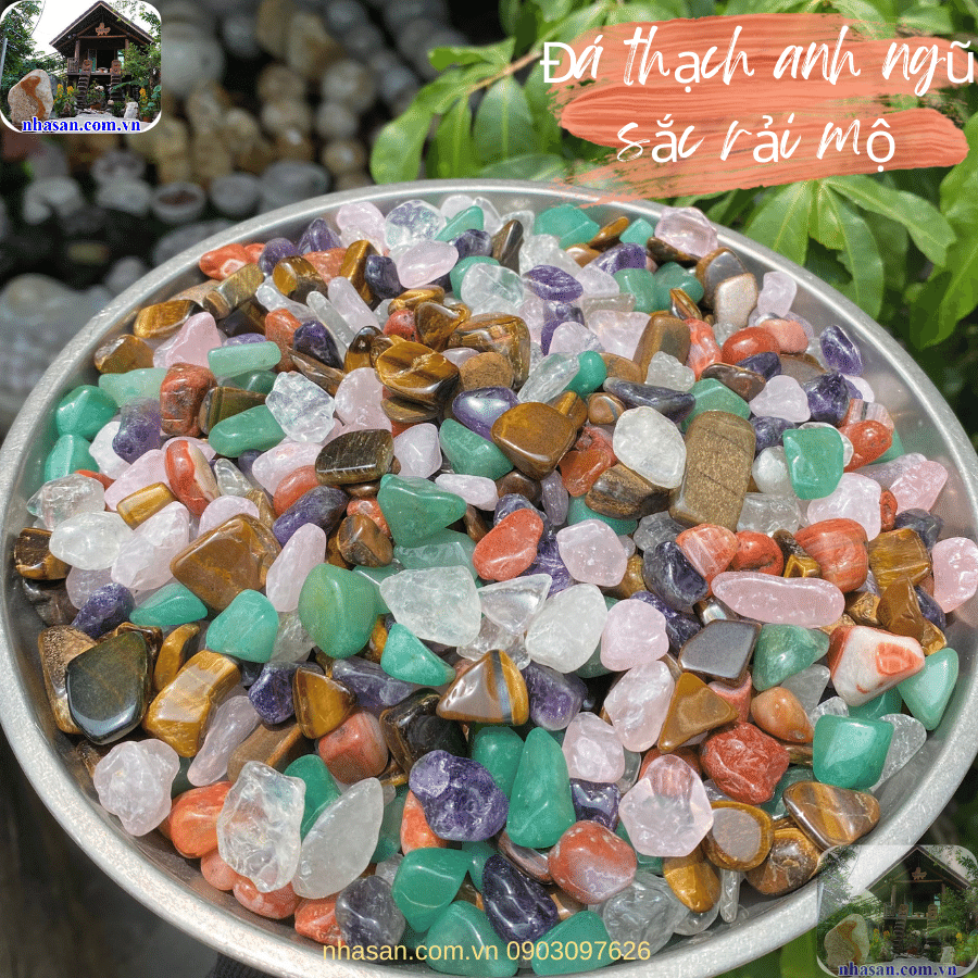 Rải đá thạch anh ngũ sắc mộ phần sẽ mang lại may mắn, tài lộc cho gia chủ Rải đá thạch anh ngũ sắc mộ phần sẽ mang lại may mắn, tài lộc cho gia chủ