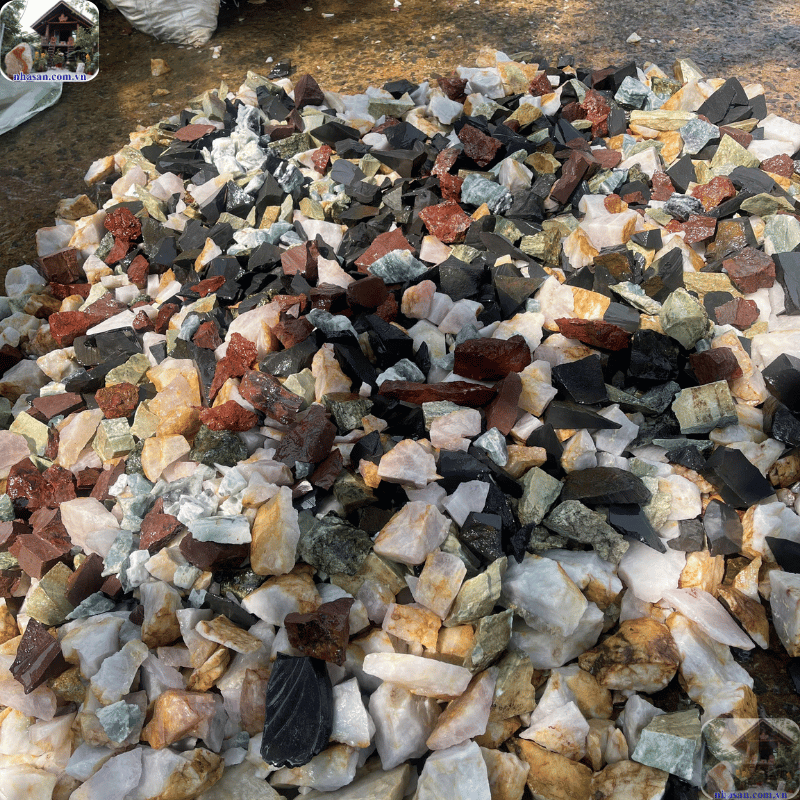 Năng lượng dương dồi dào từ đá thạch anh sẽ kích hoạt địa khí, làm cho nền nhà trở nên vững chãi Năng lượng dương dồi dào từ đá thạch anh sẽ kích hoạt địa khí, làm cho nền nhà trở nên vững chãi