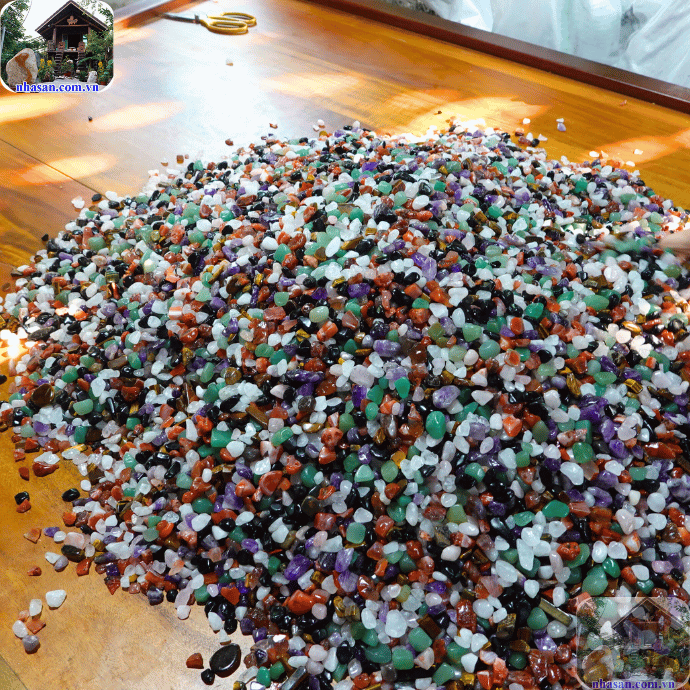 Đá thạch anh có thể sử dụng nhiều màu để rải nền Đá thạch anh có thể sử dụng nhiều màu để rải nền