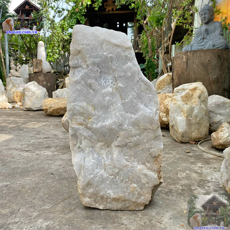 Đá thạch anh trắng thô nguyên khối Đá thạch anh trắng thô nguyên khối