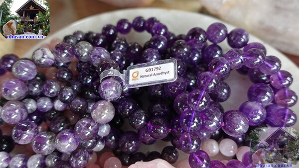 Đá thạch anh tím hợp với tuổi nào là điều thắc mắc của nhiều người Đá thạch anh tím hợp với tuổi nào là điều thắc mắc của nhiều người