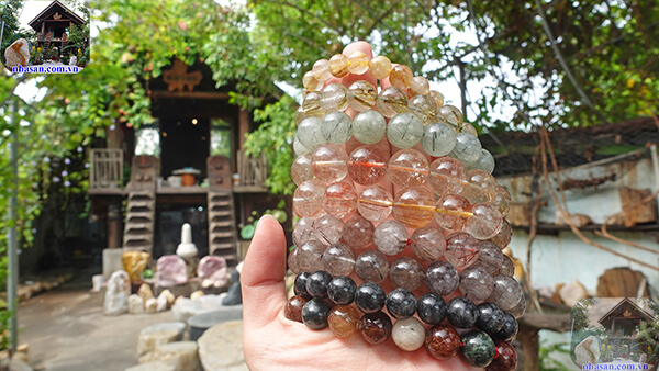 Đá thạch anh tóc tự nhiên tại Nhà Sàn Tây Nguyên Đá thạch anh tóc tự nhiên tại Nhà Sàn Tây Nguyên