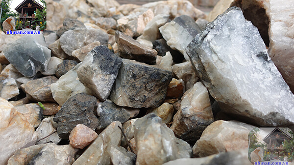 Thạch anh tóc đen khử tia ác xạ hiệu quả Thạch anh tóc đen khử tia ác xạ hiệu quả