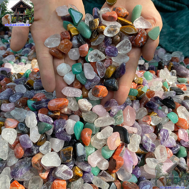 Đá thạch anh vụn đánh bóng (đá ngũ sắc) Đá thạch anh vụn đánh bóng (đá ngũ sắc)