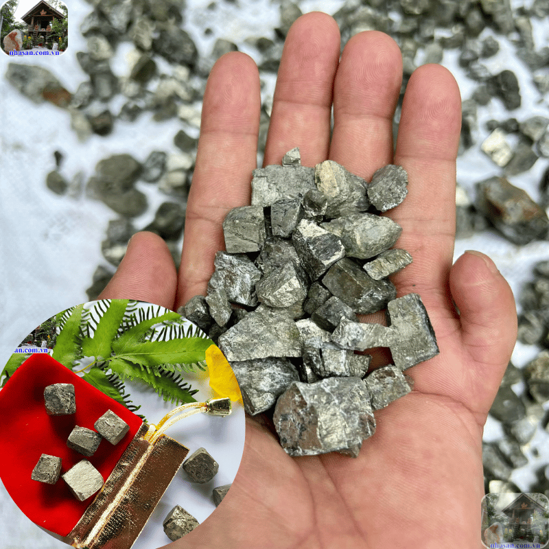 Đá vàng găm được cho là đá tự nhiên thu hút tài lộc Đá vàng găm được cho là đá tự nhiên thu hút tài lộc