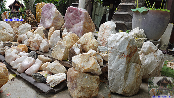 Đá trấn trạch giúp bảo vệ ngôi nhà khỏi âm khí Đá trấn trạch giúp bảo vệ ngôi nhà khỏi âm khí