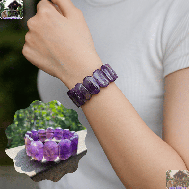 Đeo trang sức làm từ đá trừ tà như được bao bọc bởi một lớp năng lượng bảo vệ Đeo trang sức làm từ đá trừ tà như được bao bọc bởi một lớp năng lượng bảo vệ