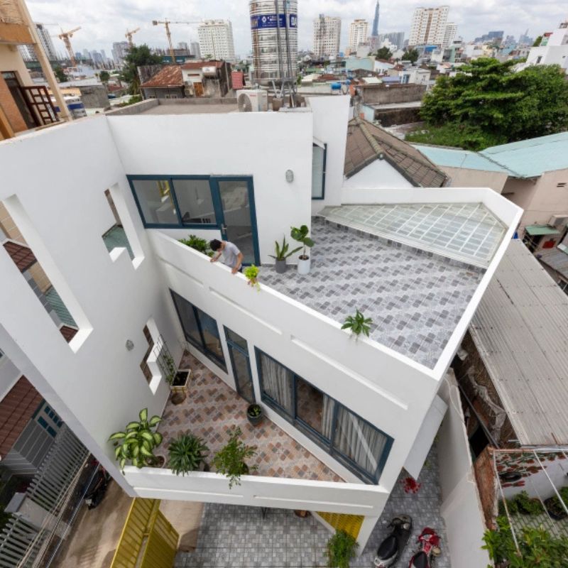 đất ngũ giác thường có các cạnh dài ngắn khác nhau, tạo thành các góc nhọn hoặc góc tù không đều đất ngũ giác thường có các cạnh dài ngắn khác nhau, tạo thành các góc nhọn hoặc góc tù không đều