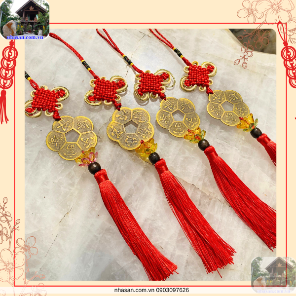 Dây treo phong thủy hoa mai kim tiền là vật phẩm thu hút may mắn Dây treo phong thủy hoa mai kim tiền là vật phẩm thu hút may mắn