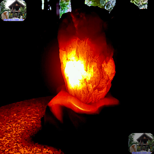 Viên đá sẽ phát ra ánh sáng rực rỡ, giúp giải phóng các tia năng lượng tốt đẹp Viên đá sẽ phát ra ánh sáng rực rỡ, giúp giải phóng các tia năng lượng tốt đẹp