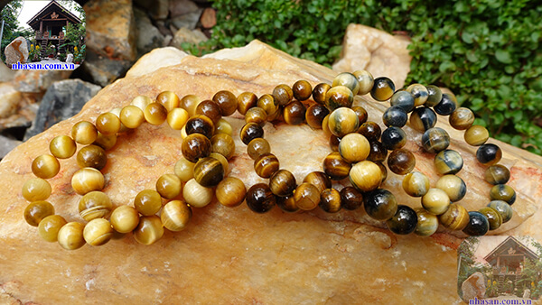 Dải màu sắc tự nhiên của đá mắt hổ Dải màu sắc tự nhiên của đá mắt hổ