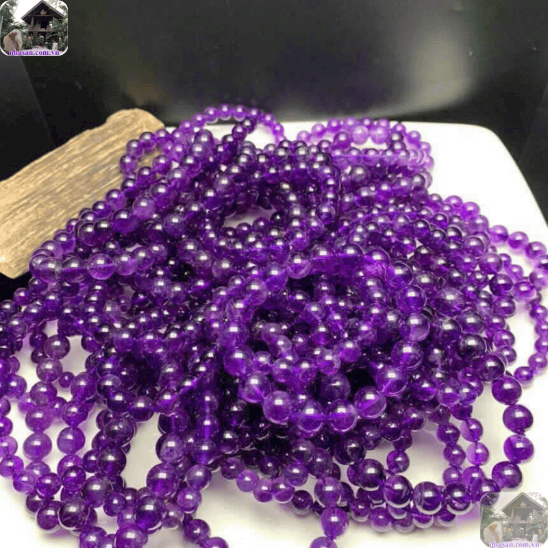 Đeo vòng phong thủy 13 hạt mang lại ý nghĩa khởi đầu mới, sinh sôi, nảy nở, cực kỳ tốt Đeo vòng phong thủy 13 hạt mang lại ý nghĩa khởi đầu mới, sinh sôi, nảy nở, cực kỳ tốt