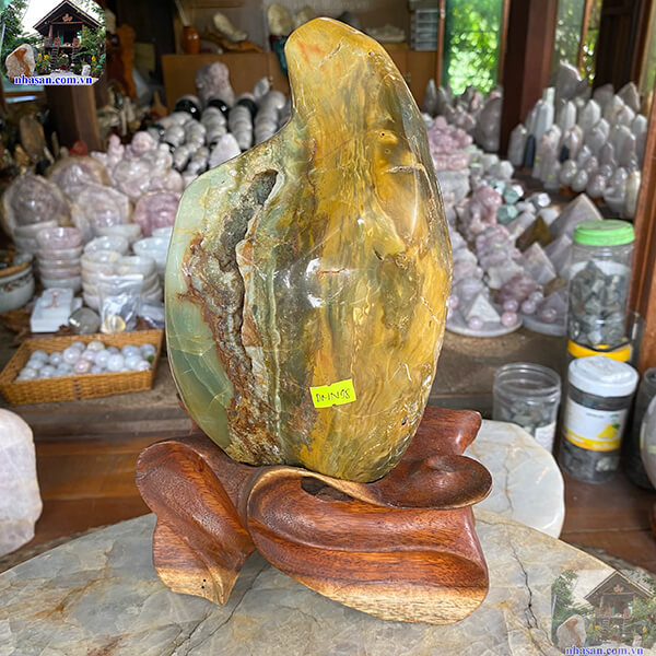 Trụ mã não trang trí phòng khách, phòng làm việc Trụ mã não trang trí phòng khách, phòng làm việc