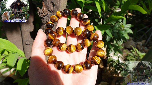 Đá mắt hổ hỗ trợ con người đón nhận may mắn và thành công Đá mắt hổ hỗ trợ con người đón nhận may mắn và thành công