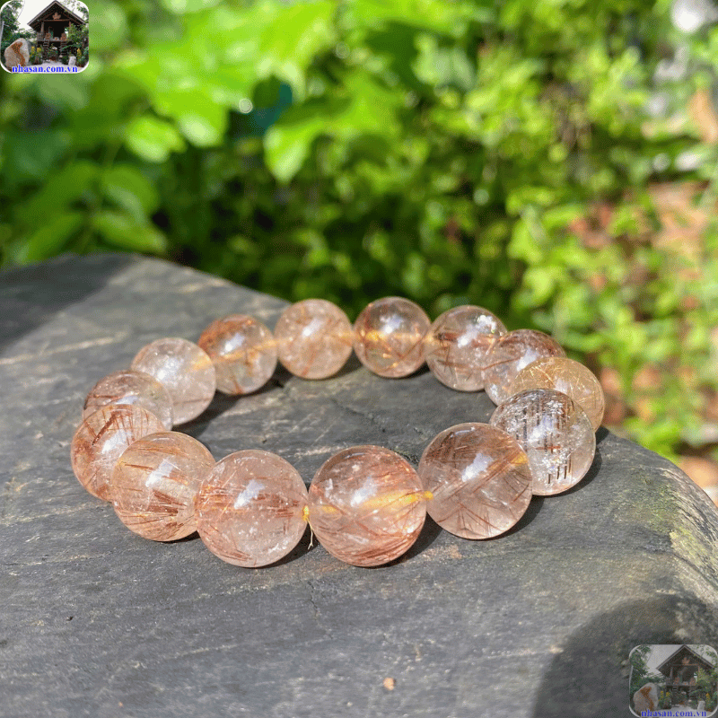 Giá vòng thạch anh tóc đỏ phụ thuộc vào độ trong và các sợi rutile Giá vòng thạch anh tóc đỏ phụ thuộc vào độ trong và các sợi rutile
