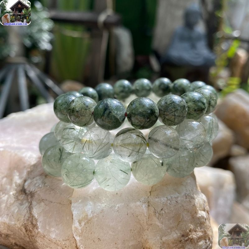 Toàn bộ sản phẩm được chế tác từ phôi đá thô tự nhiên, giữ trọn vẹn trường năng lượng Toàn bộ sản phẩm được chế tác từ phôi đá thô tự nhiên, giữ trọn vẹn trường năng lượng