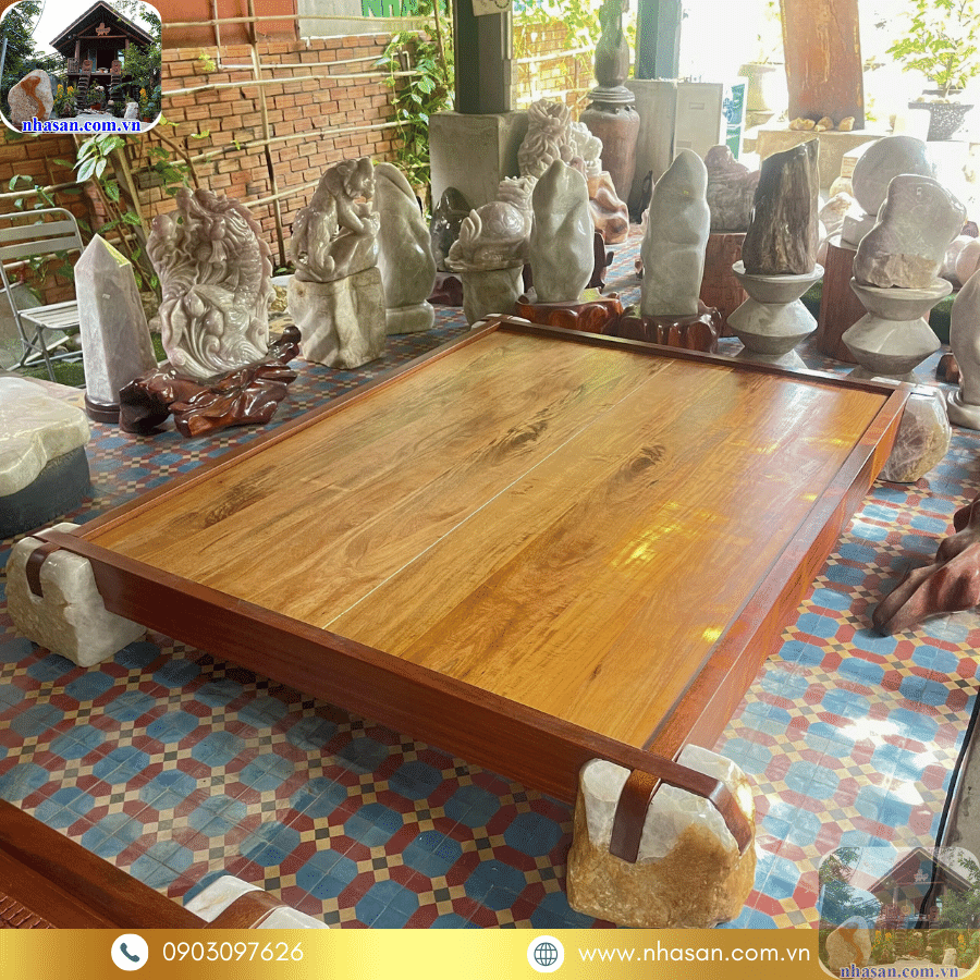 Chân giường đá thạch anh là sản phẩm "độc nhất vô nhị" chỉ có tại Nhà Sàn Tây Nguyên Chân giường đá thạch anh là sản phẩm "độc nhất vô nhị" chỉ có tại Nhà Sàn Tây Nguyên