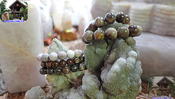 Vòng tay gỗ hóa thạch tự nhiên Vòng tay gỗ hóa thạch tự nhiên