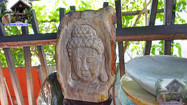 Gỗ hóa thạch được chế tác thành vật phẩm phong thủy Gỗ hóa thạch được chế tác thành vật phẩm phong thủy