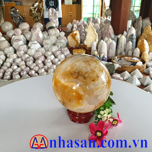 Quả Cầu Đá Thạch Anh Bông Vàng QC-368.2 Quả Cầu Đá Thạch Anh Bông Vàng QC-368.2