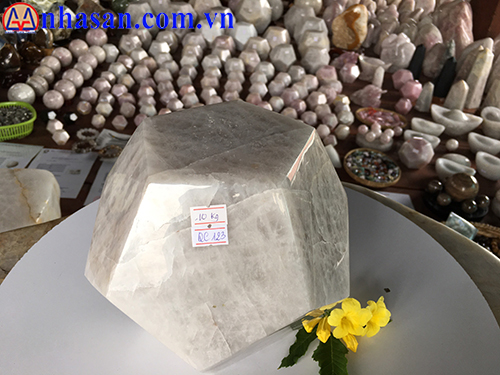Quả Cầu Đá Thạch Anh 12 Mặt QC-123 Quả Cầu Đá Thạch Anh 12 Mặt QC-123