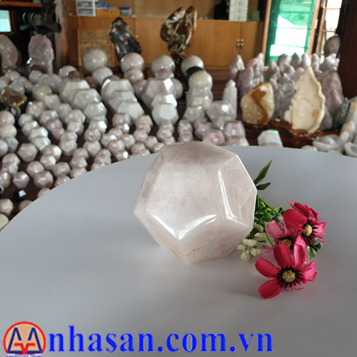 Quả Cầu Đá Thạch Anh Hồng 12 Mặt QC-273.1 Quả Cầu Đá Thạch Anh Hồng 12 Mặt QC-273.1
