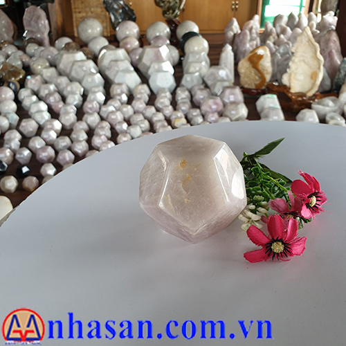 Quả Cầu Đá Thạch Anh Hồng 12 Mặt QC-293.1 Quả Cầu Đá Thạch Anh Hồng 12 Mặt QC-293.1