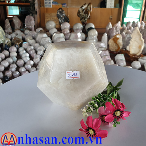 Quả Cầu Đá Thạch Anh Trắng 12 Mặt QC-262 Quả Cầu Đá Thạch Anh Trắng 12 Mặt QC-262