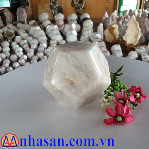 Quả Cầu Đá Thạch Anh Trắng 12 Mặt QC-266.1 Quả Cầu Đá Thạch Anh Trắng 12 Mặt QC-266.1
