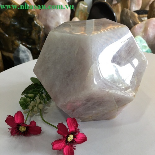 Quartz Stone 12 Faces Feng Shui