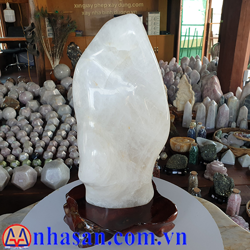 Trụ Đá Thạch Anh Trắng T207.1 Trụ Đá Thạch Anh Trắng T207.1