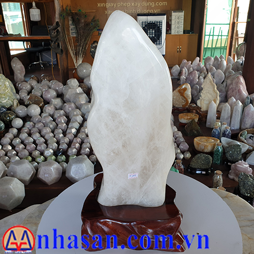 Trụ Đá Thạch Anh Trắng T207.2 Trụ Đá Thạch Anh Trắng T207.2