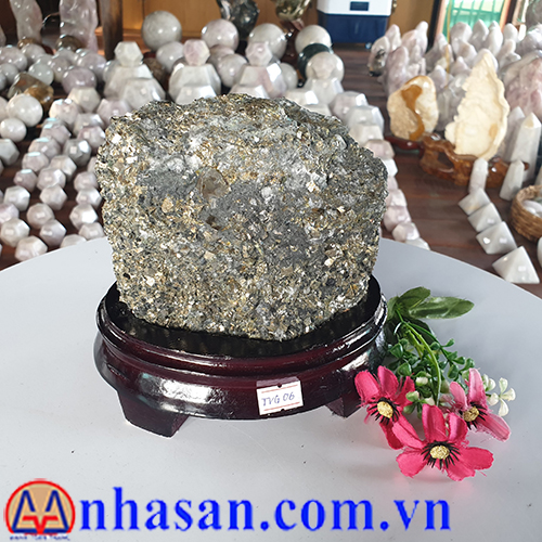 Trụ Đá Vàng Găm Phong Thuỷ TVG-06 Trụ Đá Vàng Găm Phong Thuỷ TVG-06