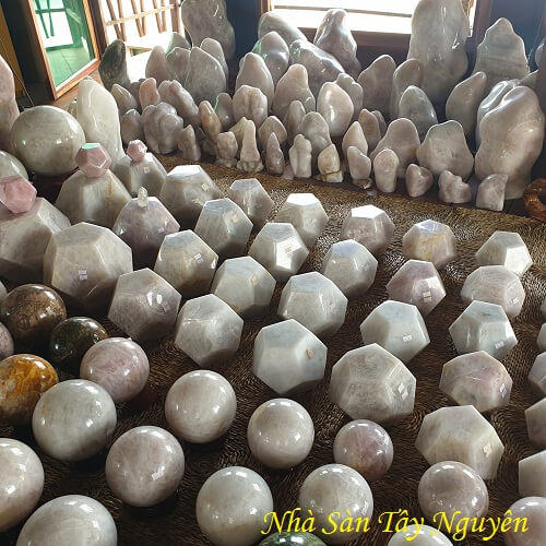 Selling Feng Shui Quartz