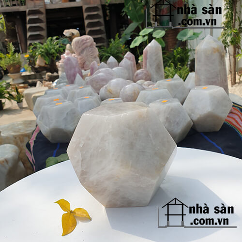 Cầu Đá Thạch Anh 12 Mặt