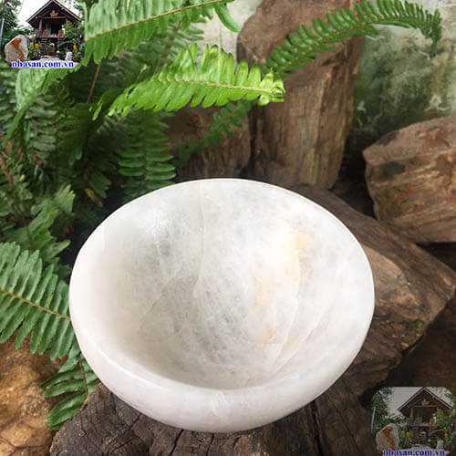 Chén bát đá thạch anh được chế tác tinh xảo Chén bát đá thạch anh được chế tác tinh xảo