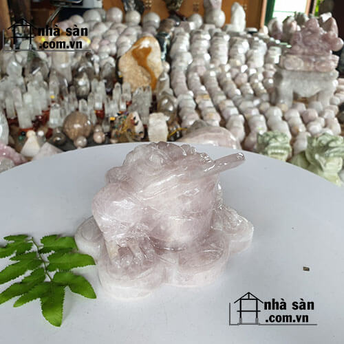 Cóc Ba Chân Đá Thạch Anh