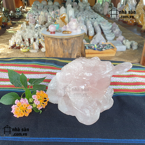 Cóc Ba Chân Ngậm Tiền