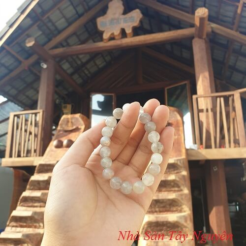 How Does Smoke Quartz Bracelets Work?