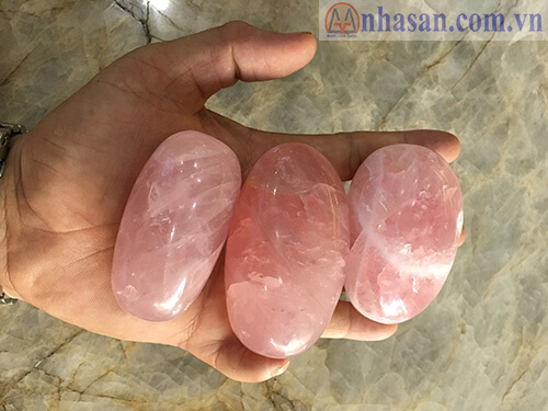 Cục chặn giấy đá thạch anh hồng phong thủy