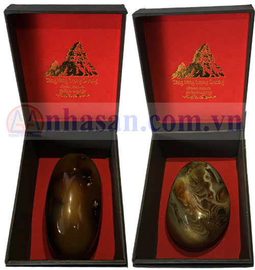 What is a paperweight?