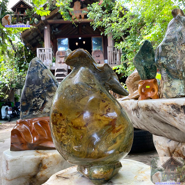 Canxedon còn được mệnh danh là đá niềm vui Canxedon còn được mệnh danh là đá niềm vui