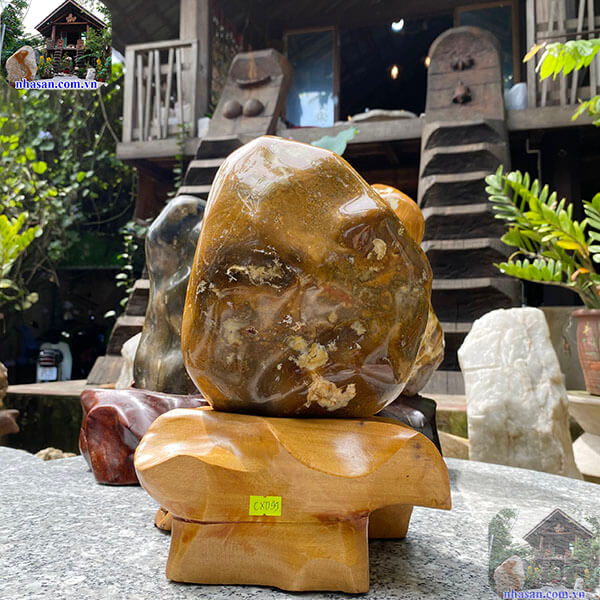 Trụ đá canxedon vàng hợp mệnh Kim và Thổ Trụ đá canxedon vàng hợp mệnh Kim và Thổ