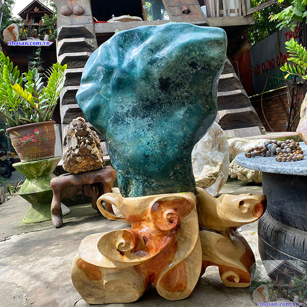 Canxedon xanh được xếp vào màu đá có giá trị Canxedon xanh được xếp vào màu đá có giá trị