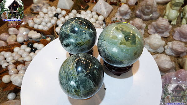 Đá canxedon là gì?