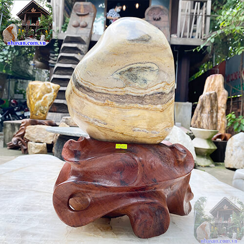 Đá canxedon thiên nhiên vàng nhạt phong thủy Đá canxedon thiên nhiên vàng nhạt phong thủy