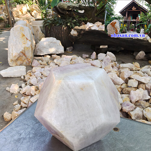 Đa giác 12 mặt đá thạch anh Đa giác 12 mặt đá thạch anh